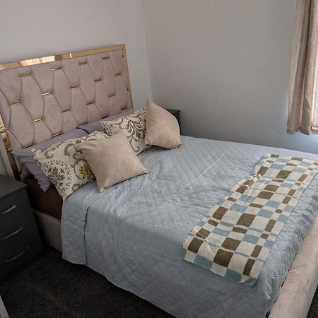 Jacob Lodge Сътън Екстериор снимка